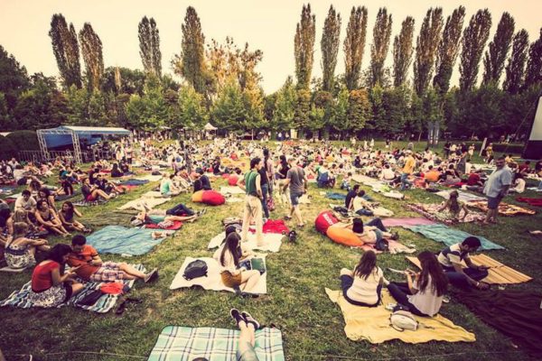 picnic shortsup