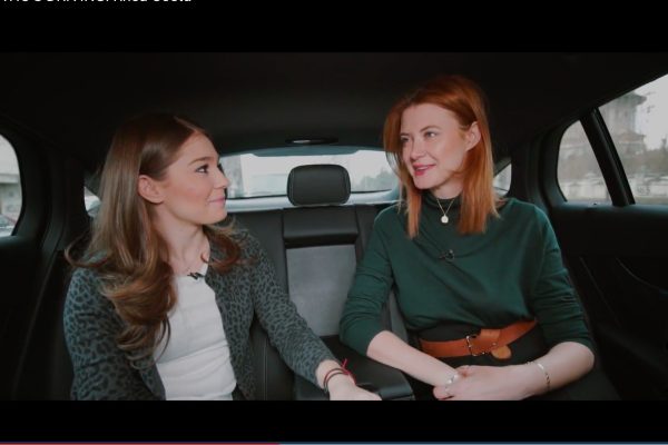 Look who's driving - Rhea Costa *