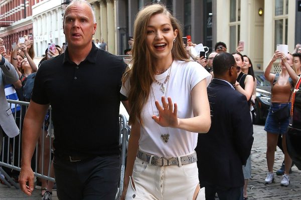 trucul de styling al lui gigi hadid