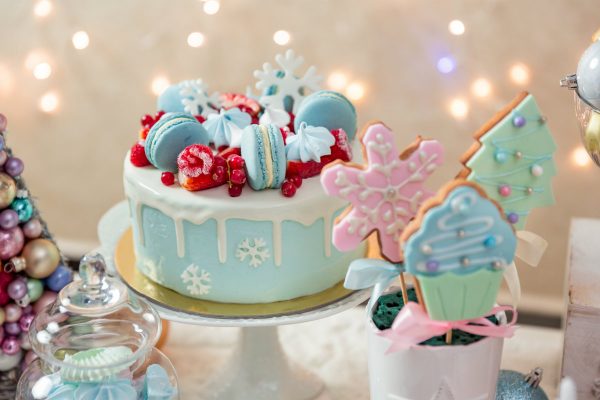 Magic Winter Grace Couture Cakes_03