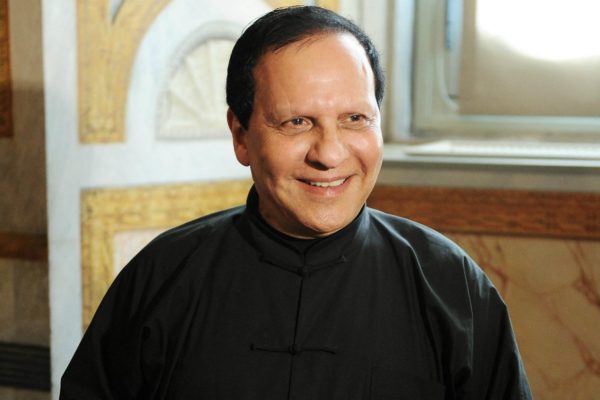 A murit designerul Azzedine Alaia