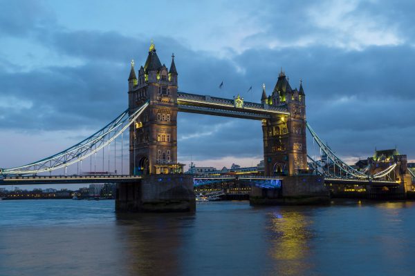 Cum sa vizitezi Londra (aproape) pe gratis