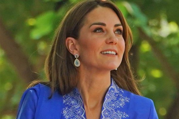 kate kurta pakistan