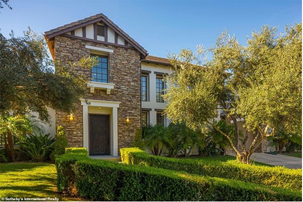 katie holmes casa