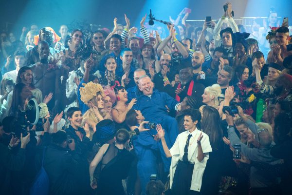 Haute Couture SS20: Jean Paul Gaultier, 50 de ani într-o seara