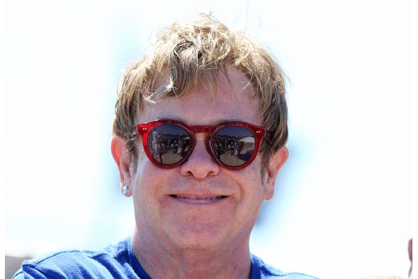 elton john despagubiri