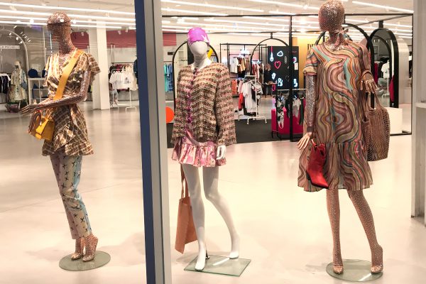 A List Designers Boutique- Fashion editor’s choice – Frenezia printurilor 60s-70s
