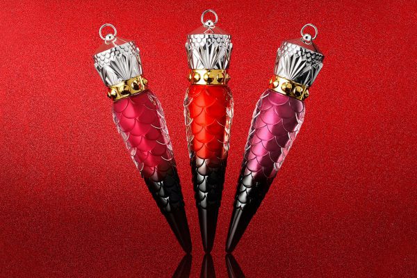 Christian Louboutin lance une collection de cosmétiques inspirée par les danseuses de cabaret