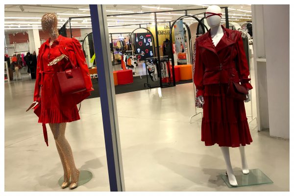 A list Designers boutique- Fashion editor's choice - Ladies in Red 