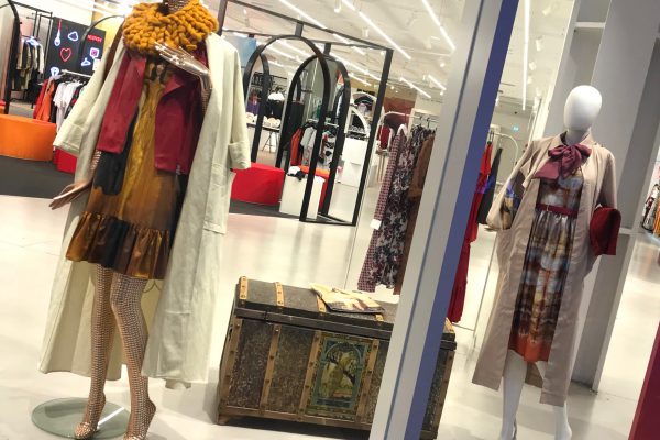 A list Designers boutique - Fashion editor’s choice: It’s all about the trench coat!
